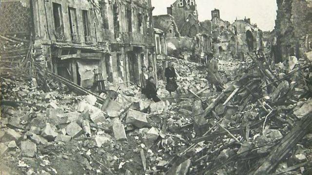 Bombardements des civils français à Caen en 1944